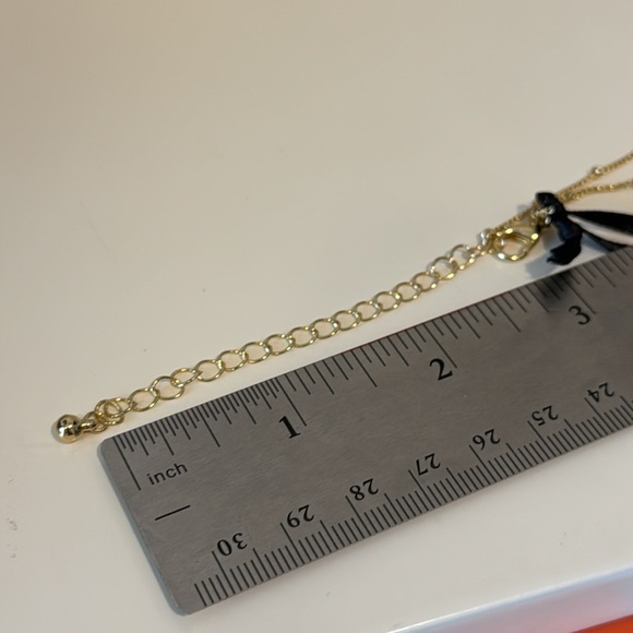 NEW✨Necklace with Tory Burch Round charm - Picture 6 of 9